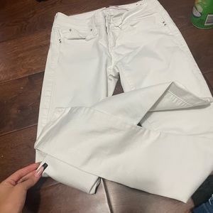 Low Waisted White Jeans Size 3